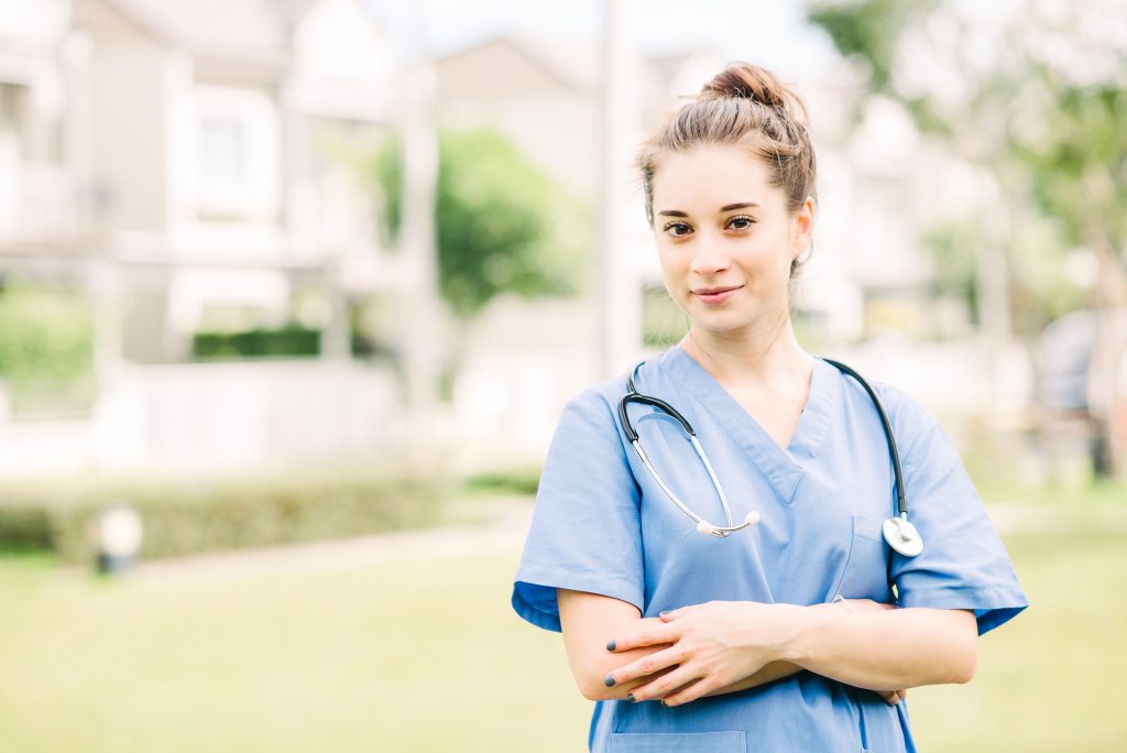 徹底解説 フリーランス看護師とは 働き方 雇用形態 スケジュール例 向いている人の特徴